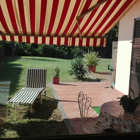 Alloggio Nella Villa Dell'Edera Acqui Terme Ngoại thất bức ảnh