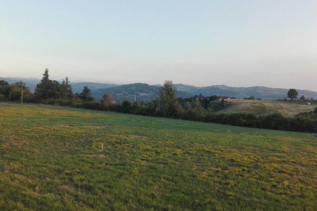 Alloggio Nella Villa Dell'Edera Acqui Terme Ngoại thất bức ảnh